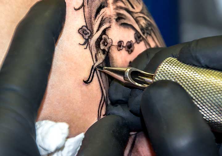72 artistes tatoueurs au festival 72 du mans les 9 10 11 juillet 2021